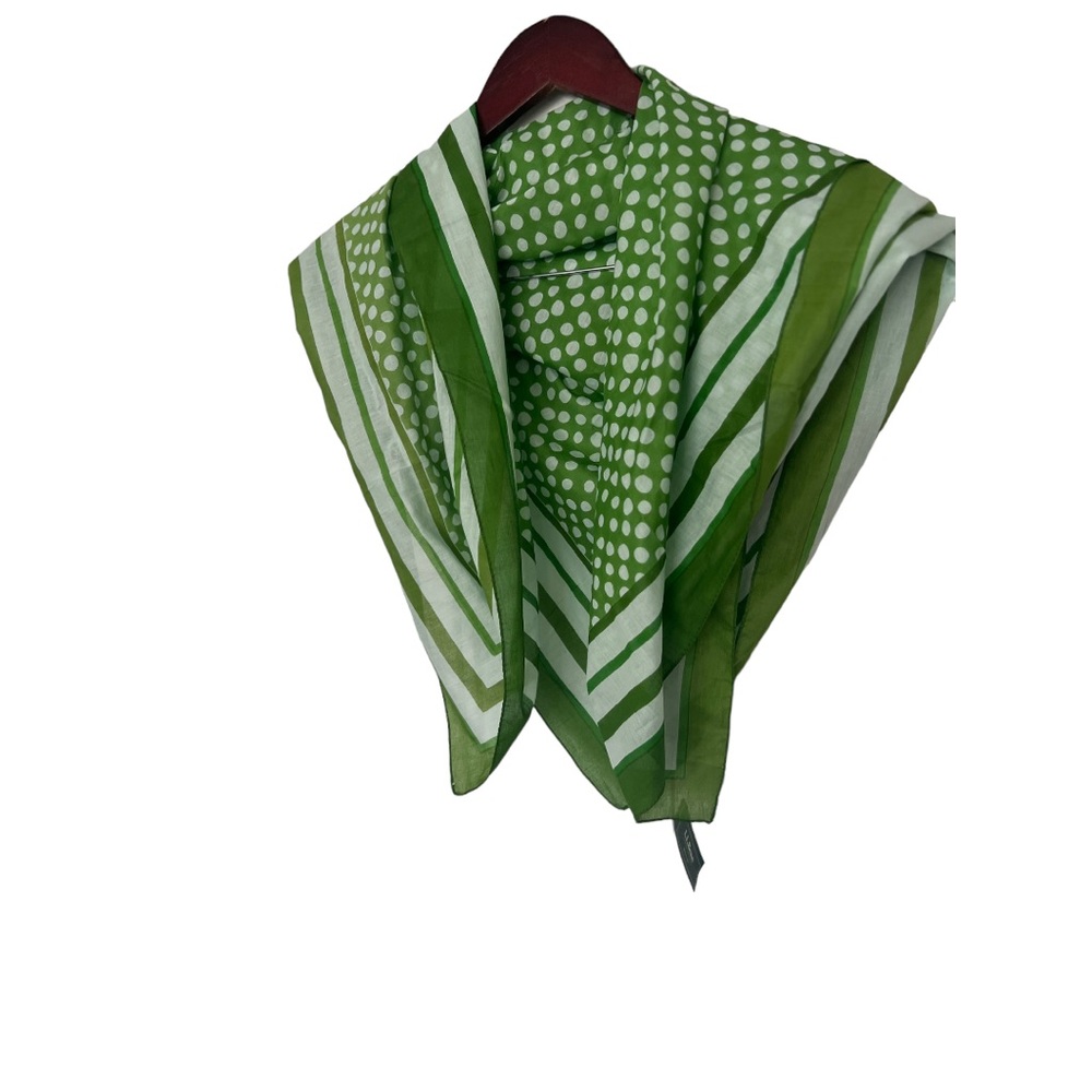 L .L Bean scarf OSFA scarf NWT